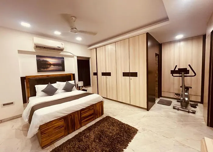 Tim Service Apartment Goregaon East Near Nesco Mumbai