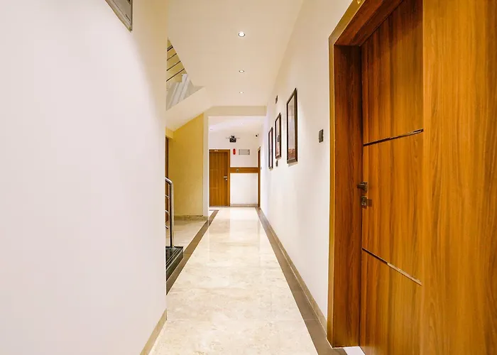 Fabhotel Status Residency Mumbai