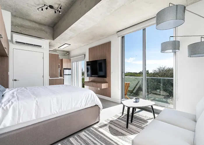 Milan Aventura Hotel