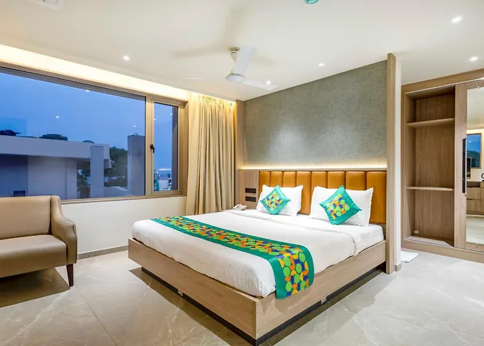Treebo Premium Lalitha, Rk Beach Visakhapatnam