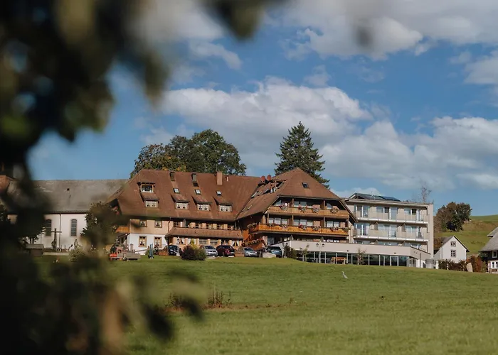 Hotel Sonne Post Mit Schwimmbad Titisee-Neustadt