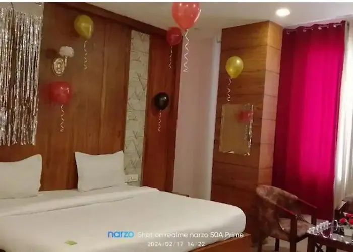 Hotel 67 Zirakpur