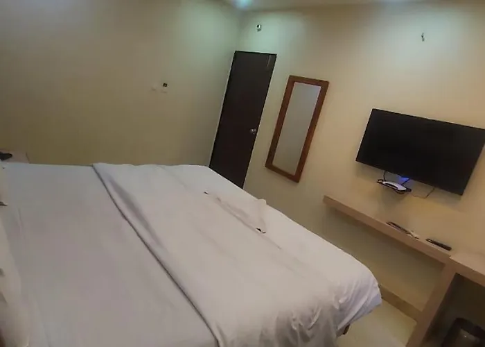 Sri Aditya Inn Rajahmundry