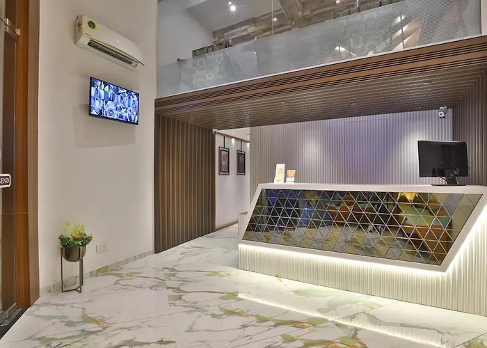 Hotel Legend Surat