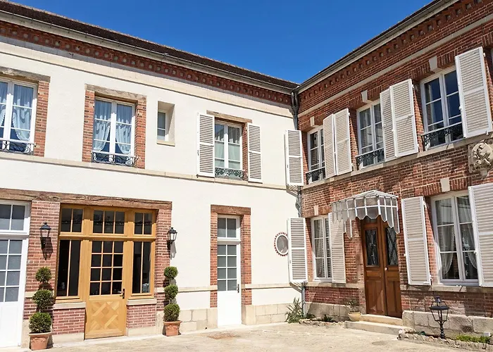 Maison A Deux Mains Ay-Champagne
