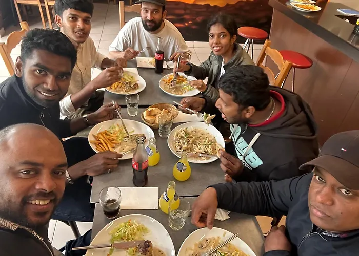 Bed and Breakfast Biriyani House à Bobigny