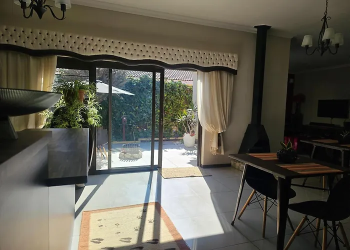 Cora'S Boutique Bed & Breakfast Swakopmund