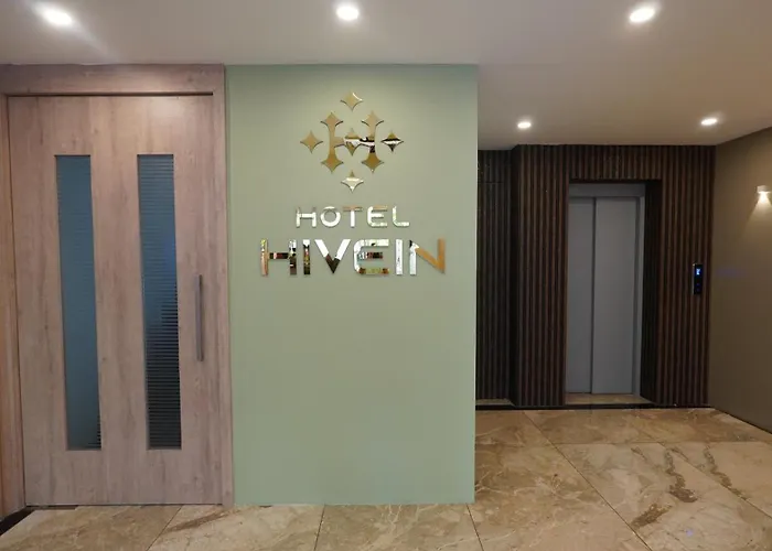 Hotel Hive Inn - Kozhikode