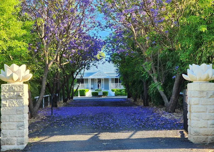 Jubri'S Hideaway Hotel Dalby