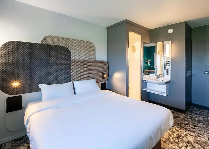B&B HOTEL Calais Terminal Cité Europe 2 étoiles Coquelles