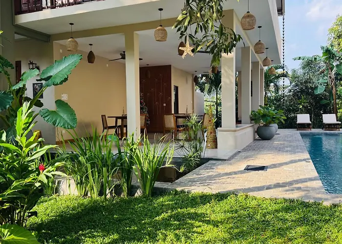 Peacock Villa Mirissa