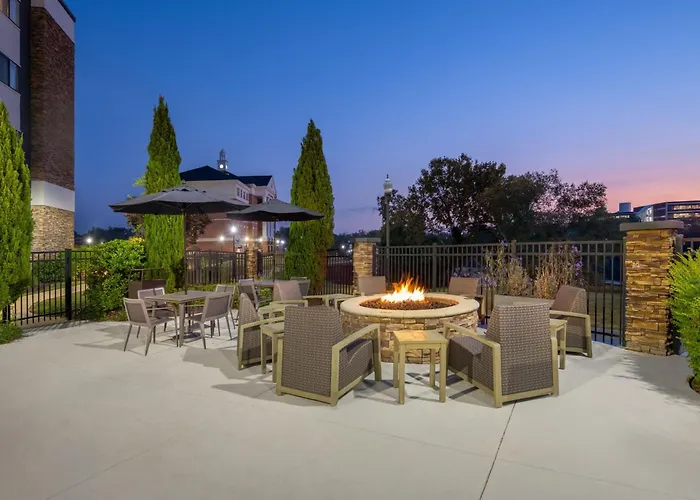 Courtyard By Marriott Columbus Phenix City