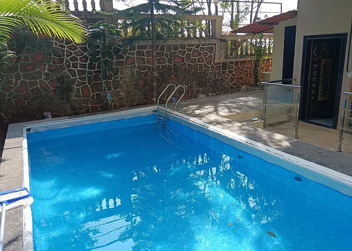 Malhar Bungalow Panchgani