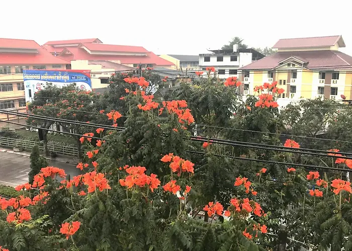 Hug House Hotel Chiang Rai