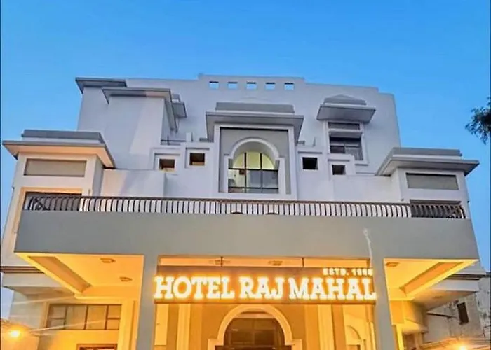 Hotel Rajmahal Moradabad