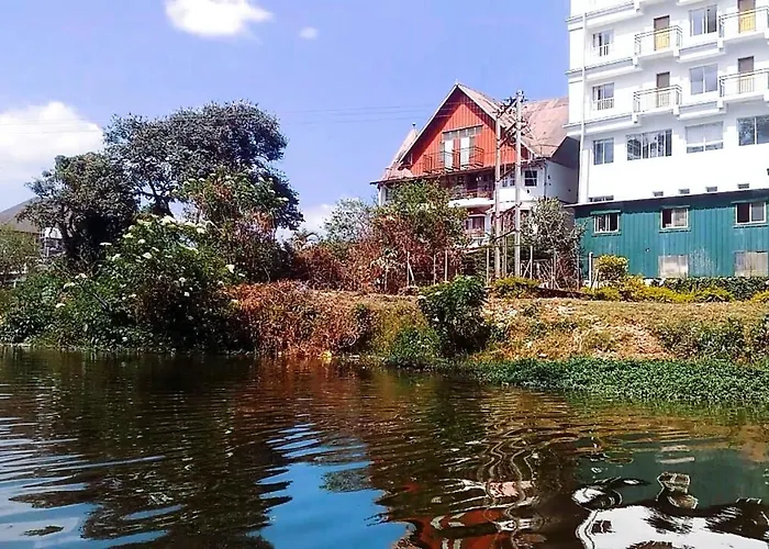 Sisiram River Side Munnar