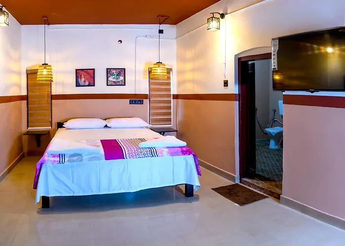 Rams Guest House Samudra-Walk To Cliff,Odayam,Black Beach Varkala