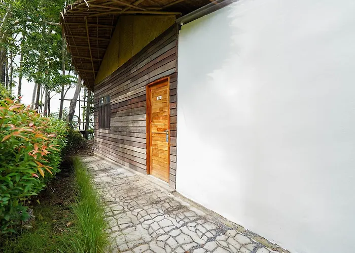 Roomquest Theva Resort Residence Koh Samui