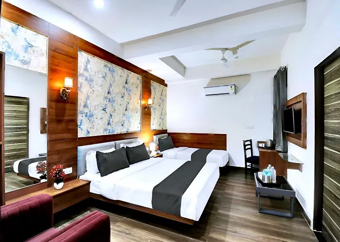 Hotel Travaasa Inn Jaipur