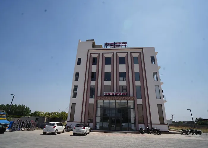 Hotel Seven Star Durg