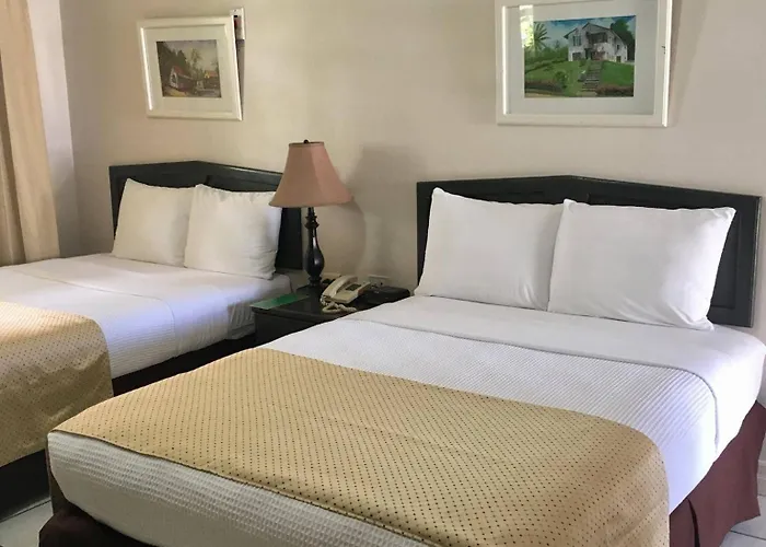 The Royal Hotel San Fernando