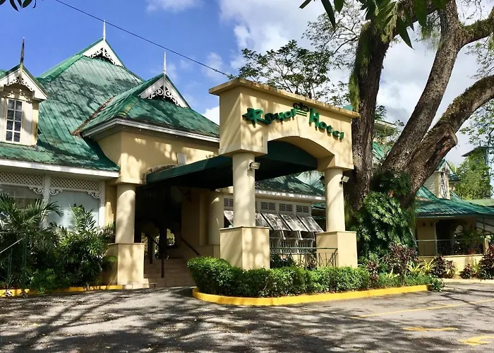 The Royal Hotel San Fernando
