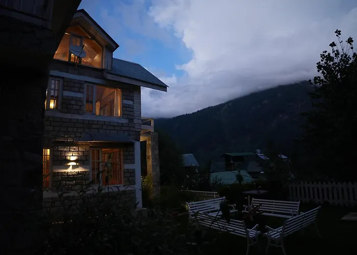 Westwoodvilla By Edenhomes Manali 