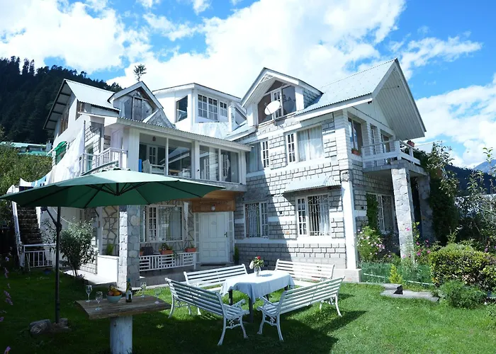 Westwoodvilla By Edenhomes Manali 