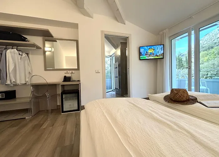 Albergo Garni Francesco Torbole Sul Garda