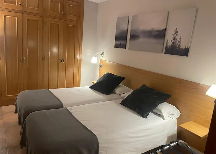 Aparthotel El Serch Andorra la Vieja