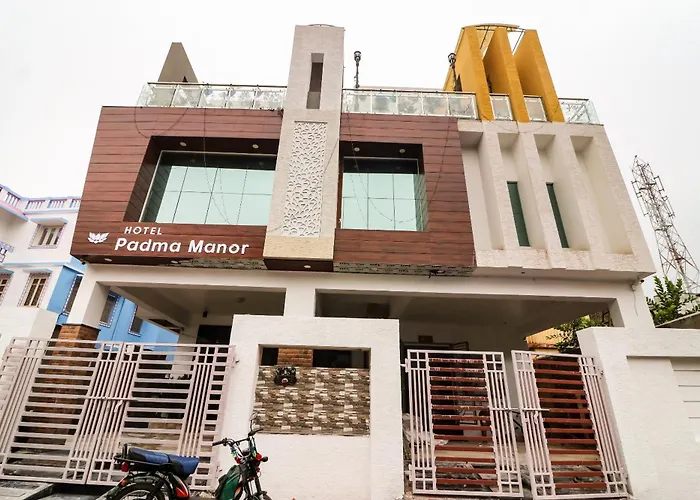 Super Hotel O Padma Manor Brahmapur
