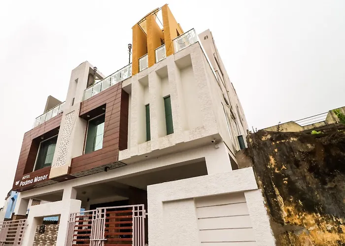 Super Hotel O Padma Manor Brahmapur