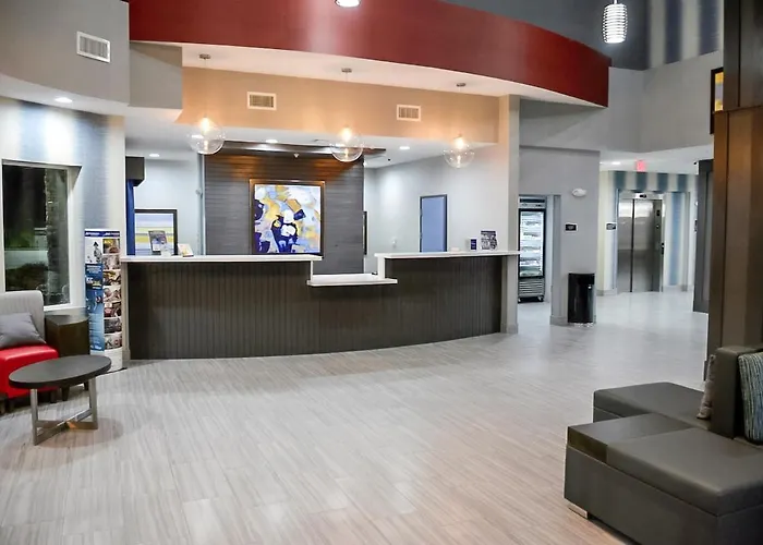 Del-Mar Airport Inn & Suites Shreveport