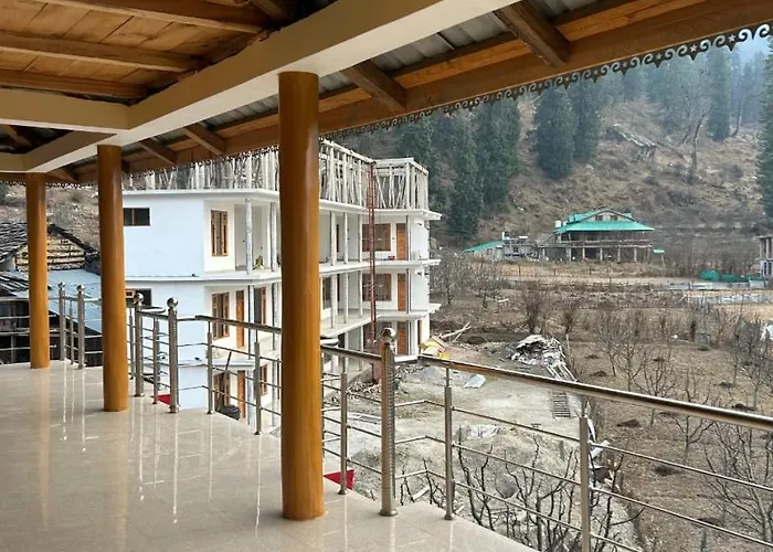 New Brahma Cafe Guest House Kalgha