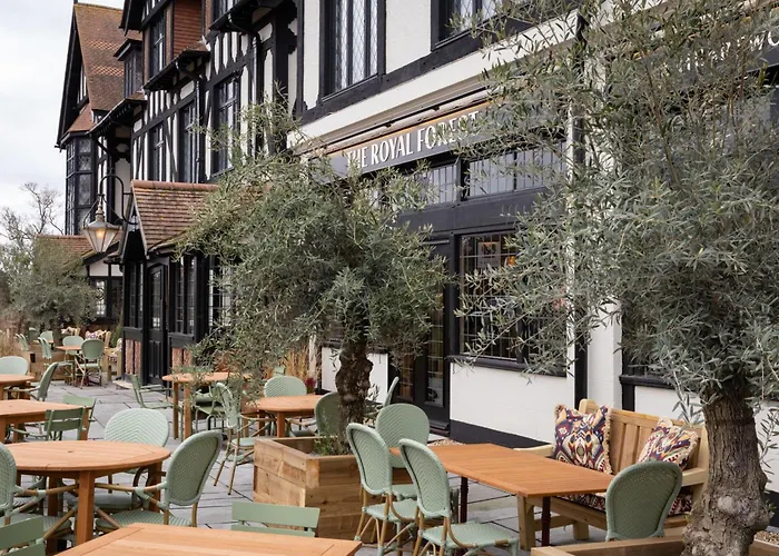 The Royal Forest - A Heartwood Inn Chingford