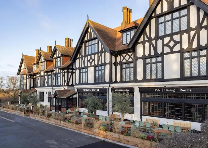 The Royal Forest - A Heartwood Inn Chingford