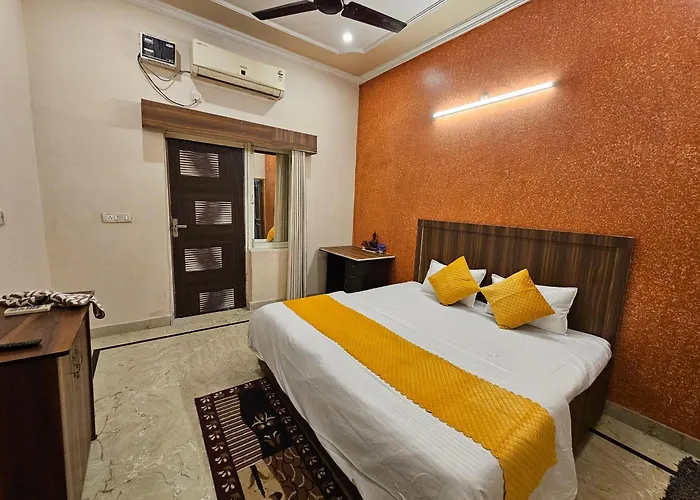 Krishna'S Land Homestay Vrindavan