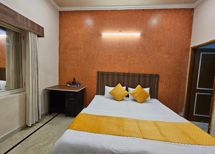 Krishna'S Land Homestay Vrindavan