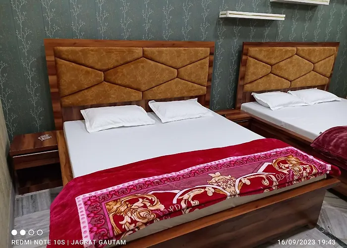 Shree Hit Radhamohan Dham Vrindavan