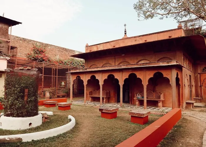 Vrinda Kunja Ashram Hotel Vrindavan