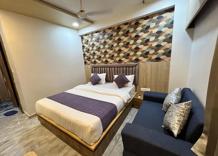 Hotel Alpine Ahmedabad