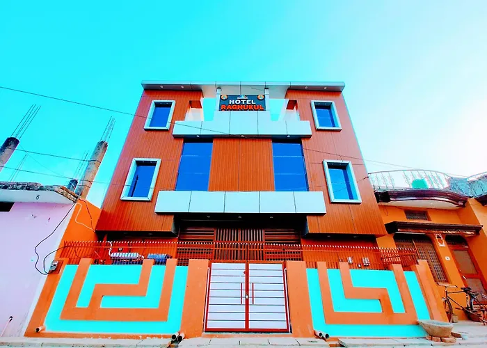 Hotel Raghukul Ayodhya