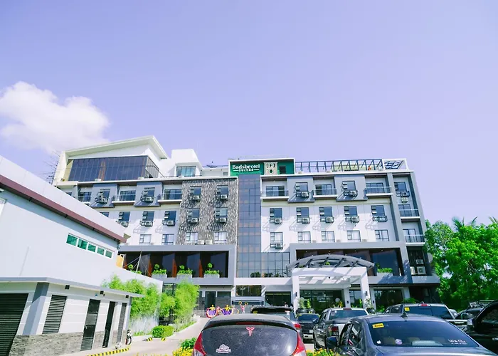 Badsbrotel Suites Ipil 
