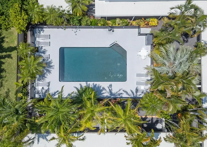 Caribbean Noosa Aparthotel