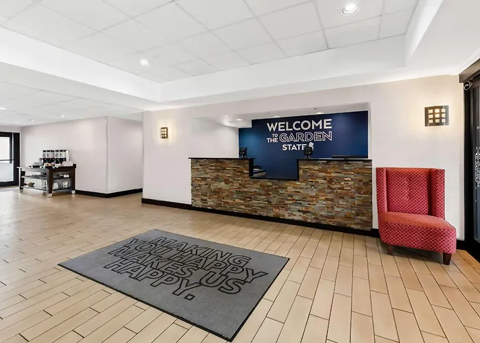 Hampton Inn Pennsville