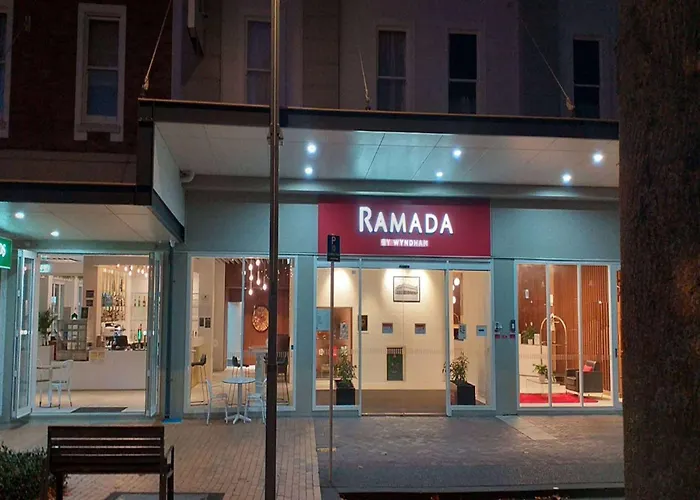 Ramada By Wyndham, Hamilton City Center