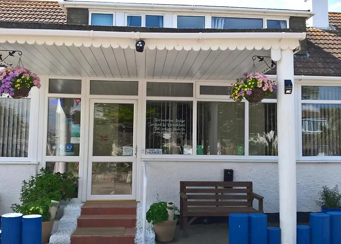 Trevarrian Lodge New Quay