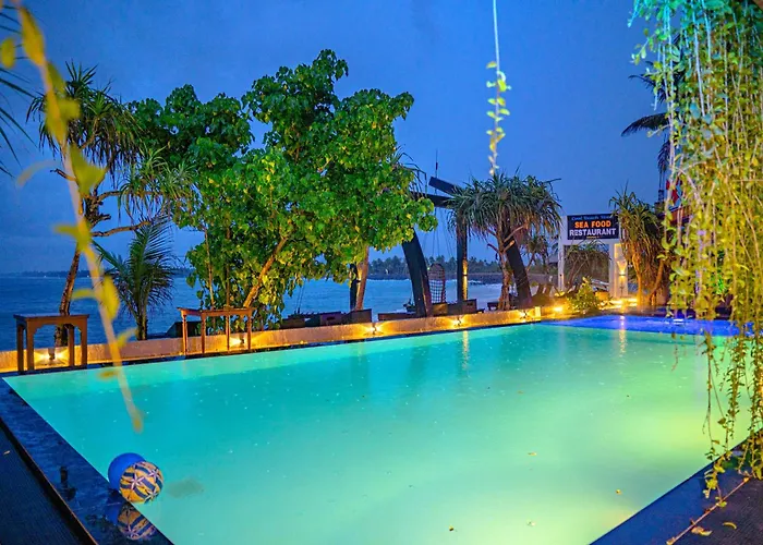 Cool Beach Hotel Hikkaduwa
