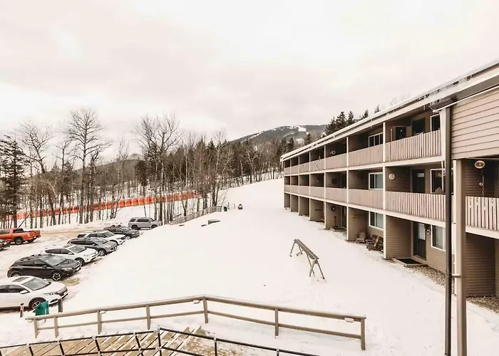 Sunday River Ski In Ski Out Mountain View Condo With Hot Tub Pool And Sauna! Newry