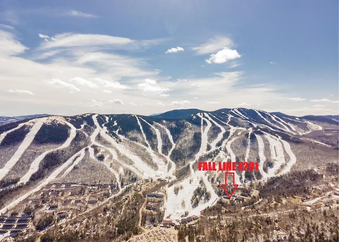 Sunday River Ski In Ski Out Mountain View Condo With Hot Tub Pool And Sauna! Newry
